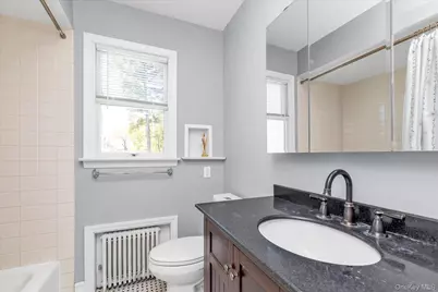 18 Hathaway Drive, Garden City, NY 11530 - Photo 15