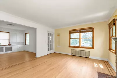 18 Hathaway Drive, Garden City, NY 11530 - Photo 5