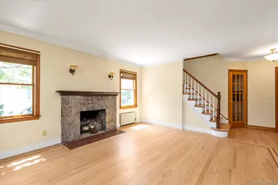 18 Hathaway Drive, Garden City, NY 11530 - Photo 3