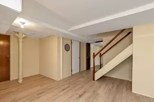 18 Hathaway Dr, Garden City, NY 11530 - Photo 17