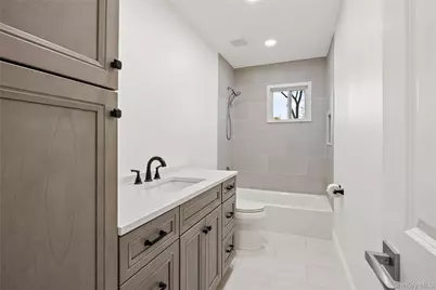 5 Poplar Drive, Smithtown, NY 11787 - Photo 19