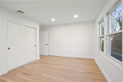 5 Poplar Drive, Smithtown, NY 11787 - Photo 17