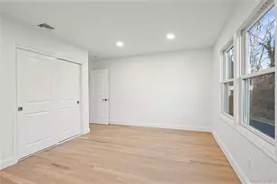 5 Poplar Dr, Smithtown, NY 11787 - Photo 17