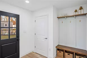 5 Poplar Dr, Smithtown, NY 11787 - Photo 9