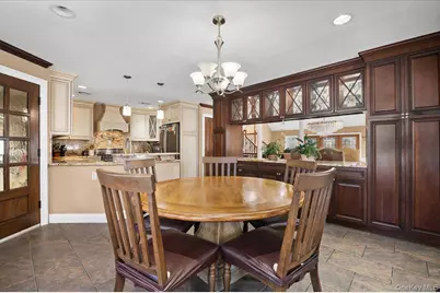 1 Windsor Court, Amityville, NY 11701 - Photo 9