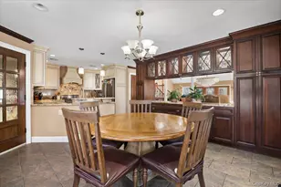 1 Windsor Ct, Amityville, NY 11701 - Photo 9