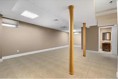 1 Windsor Court, Amityville, NY 11701 - Photo 29