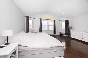 74 Bedford Ave, New Hyde Park, NY 11040 - Photo 11