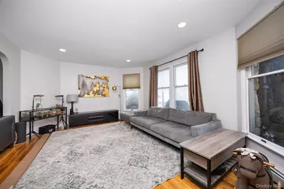 74 Bedford Avenue, New Hyde Park, NY 11040 - Photo 7