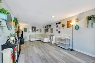 754 Blue Ridge Dr, Medford, NY 11763 - Photo 7