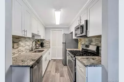 754 Blue Ridge Drive, Medford, NY 11763 - Photo 13