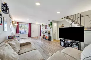 754 Blue Ridge Dr, Medford, NY 11763 - Photo 9