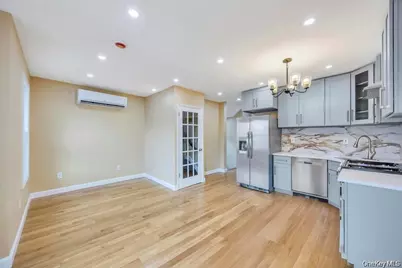 10535 135th Street, Ozone Park, NY 11419 - Photo 7