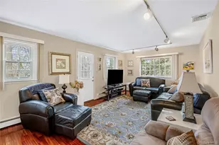 35 High Hills Ln, Huntington Station, NY 11746 - Photo 21