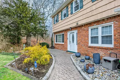 35 High Hills Lane, Huntington Station, NY 11746 - Photo 7