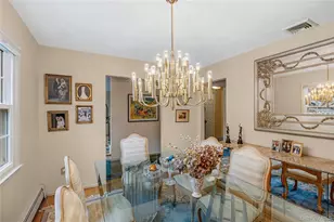 35 High Hills Ln, Huntington Station, NY 11746 - Photo 15