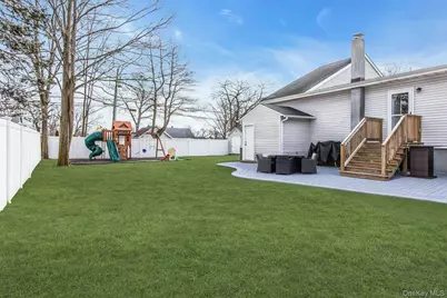 37 Weichers Avenue, Ronkonkoma, NY 11779 - Photo 23