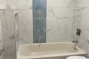 275 Beachview St, Copiague, NY 11726 - Photo 27