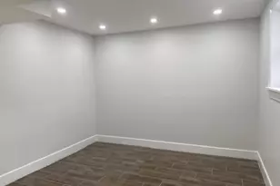 275 Beachview St, Copiague, NY 11726 - Photo 23