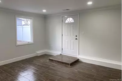 275 Beachview Street, Copiague, NY 11726 - Photo 27