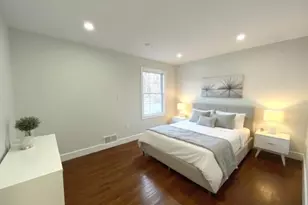 275 Beachview St, Copiague, NY 11726 - Photo 15