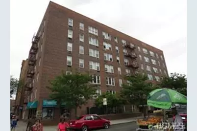 1332 Metropolitan Avenue #6K, Bronx, NY 10462 - Photo 1
