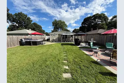 31 Brushwood Drive, Shirley, NY 11967 - Photo 19