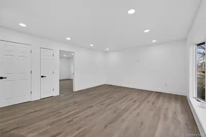 52 S 21st Street, Wyandanch, NY 11798 - Photo 9