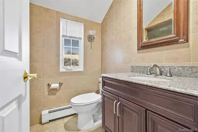 61 Squirrel Hill Road, East Hills, NY 11577 - Photo 23