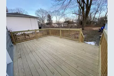 1193 Brookdale Avenue, Bay Shore, NY 11706 - Photo 17