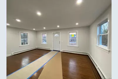 1193 Brookdale Avenue, Bay Shore, NY 11706 - Photo 5