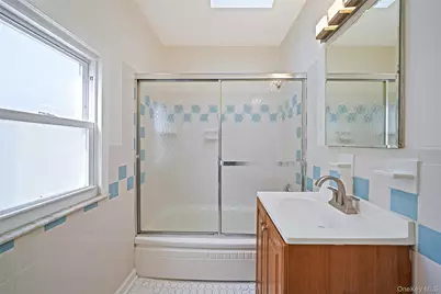 59 Richard Avenue, Islip Terrace, NY 11752 - Photo 21