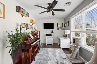 19 Raymond Avenue, Middle Island, NY 11953 - Photo 27