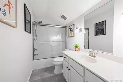 19 Raymond Avenue, Middle Island, NY 11953 - Photo 31