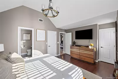 19 Raymond Avenue, Middle Island, NY 11953 - Photo 23