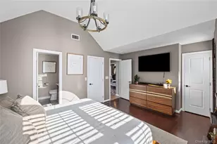 19 Raymond Ave, Middle Island, NY 11953 - Photo 23