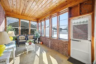 54 Aberdeen Rd, New Hyde Park, NY 11040 - Photo 13