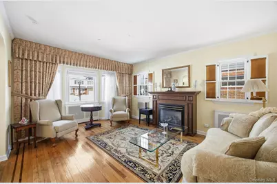 54 Aberdeen Road, New Hyde Park, NY 11040 - Photo 5