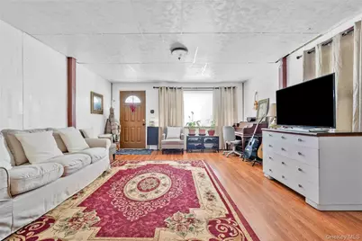 8060 162nd Street, Jamaica, NY 11432 - Photo 7