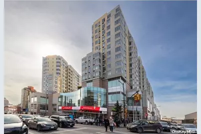 40-24 College Point Blvd 40-24 College Point Blvd - Sky View Parc, Flushing, NY 11354 - Photo 1