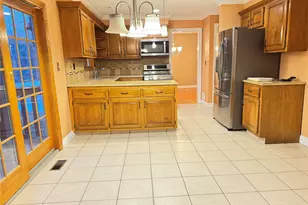 9 Glen Rose Ct, West Nyack, NY 10994 - Photo 3