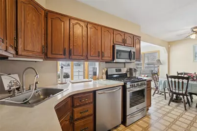 64 Dean Street, Hicksville, NY 11801 - Photo 9