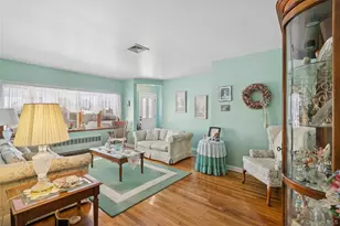 64 Dean St, Hicksville, NY 11801 - Photo 3