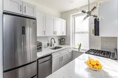 5 Midland Gardens #2H, Bronxville, NY 10708 - Photo 5