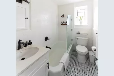 5 Midland Gardens #2H, Bronxville, NY 10708 - Photo 9