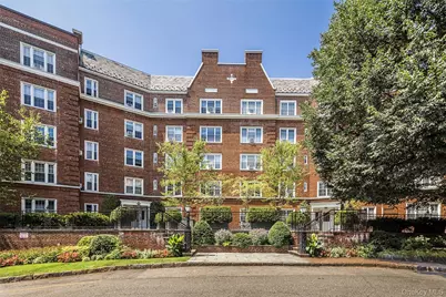 5 Midland Gardens #2H, Bronxville, NY 10708 - Photo 11