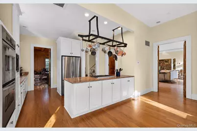 38 Tiffany Road, Oyster Bay, NY 11771 - Photo 15