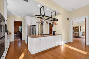 38 Tiffany Rd, Oyster Bay, NY 11771 - Photo 15