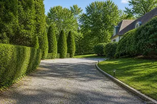38 Tiffany Rd, Oyster Bay, NY 11771 - Photo 3