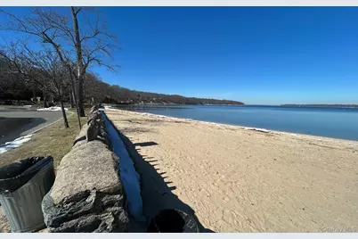 38 Tiffany Road, Oyster Bay, NY 11771 - Photo 43